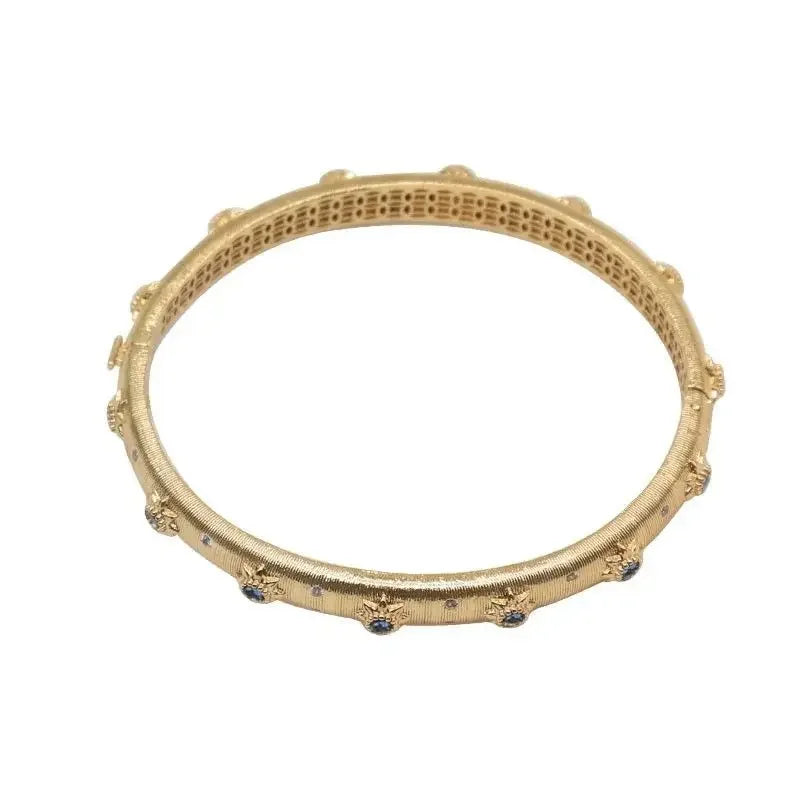 Classic Court style wire drawing bracelet for women light luxury elegant green crystal retro flower bangles wedding fine jewelry